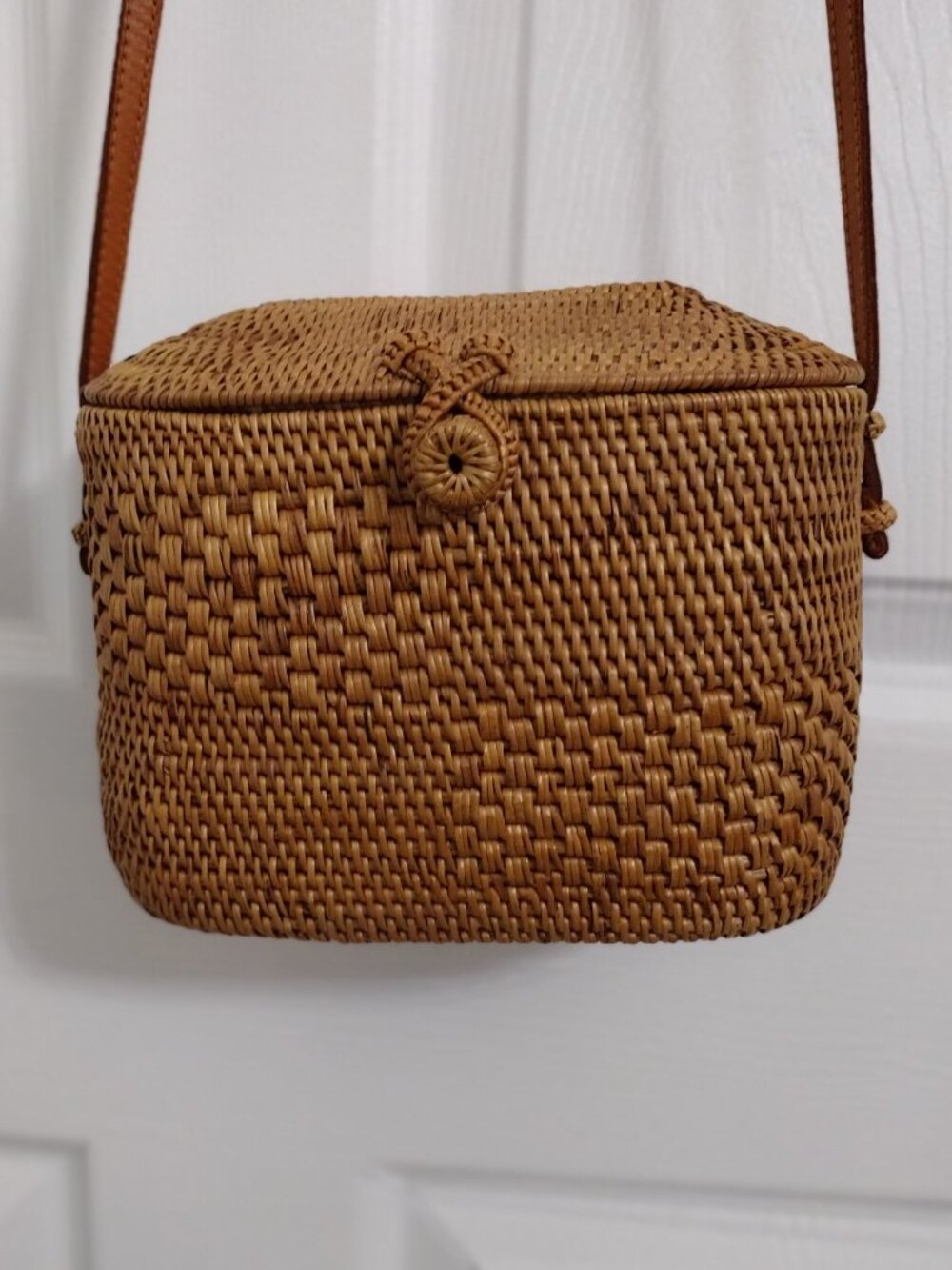 Street Level Woven Rattan Crossbody Bag Boho Natural Straw Leather Strap - Picture 8 of 12